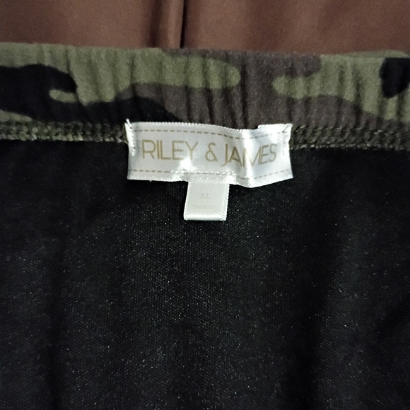 Riley James Camouflage Romper - Picture 2 of 3